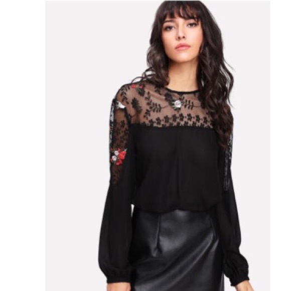 Embroidered Lace Yoke Keyhole Back Top...Sz: Large - Picture 2 of 4